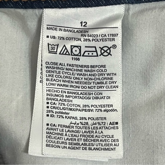 Girls Old Navy High Rise Adjustable Denim Shorts Size 12 Raw Hem - Picture 9 of 12